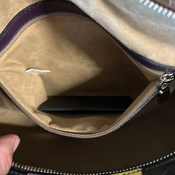 PreLoved Boston Authentic MCM - Picture 8 of 9